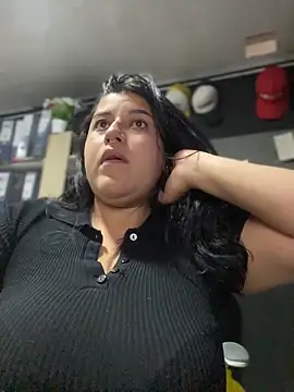 Tokio Sakura online show from December 2025 09:51:01 PM