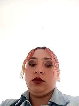 Snapshot of Mariana-94 chatting on November 2025 12:49:01 PM Mariana-94 online show from November 2025 12:49:01 PM