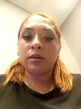 Snapshot of Mariana-94 chatting on December 2025 02:10:01 PM Mariana-94 online show from December 2025 02:10:01 PM