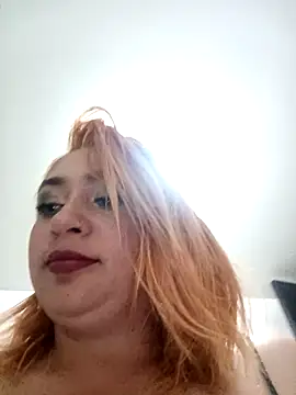 Snapshot of Mariana-94 chatting on December 2025 10:28:02 AM Mariana-94 online show from December 2025 10:28:02 AM