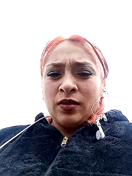 Snapshot of Mariana-94 chatting on September 2025 02:12:02 PM Mariana-94 online show from September 2025 02:12:02 PM