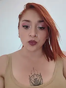Snapshot of Mariana-94 chatting on June 2026 02:15:01 PM Mariana-94 online show from June 2026 02:15:01 PM