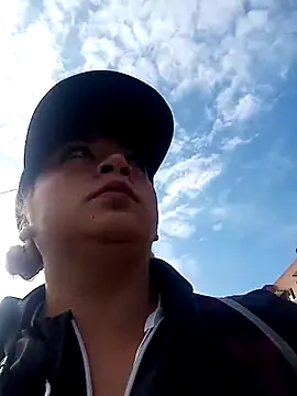 Snapshot of Mariana-94 chatting on December 2025 12:48:02 PM Mariana-94 online show from December 2025 12:48:02 PM