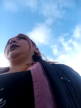 Snapshot of Mariana-94 chatting on November 2025 11:57:02 AM Mariana-94 online show from November 2025 11:57:02 AM