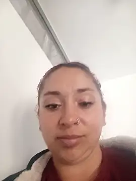Snapshot of Mariana-94 chatting on June 2026 04:41:01 PM Mariana-94 online show from June 2026 04:41:01 PM