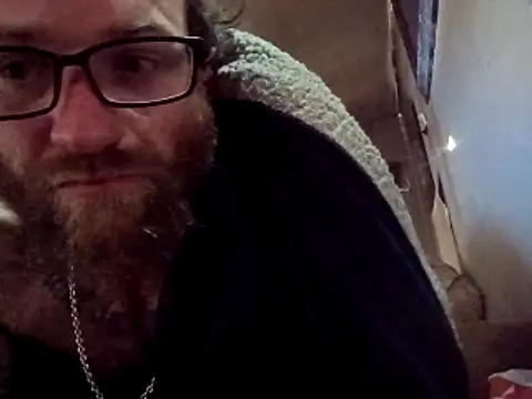 bearded cross online show from February 2026 03:45:02 PM