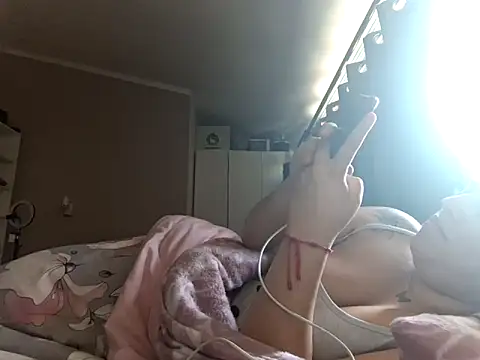 Denisutra777 online show from April 2026 03:05:01 PM