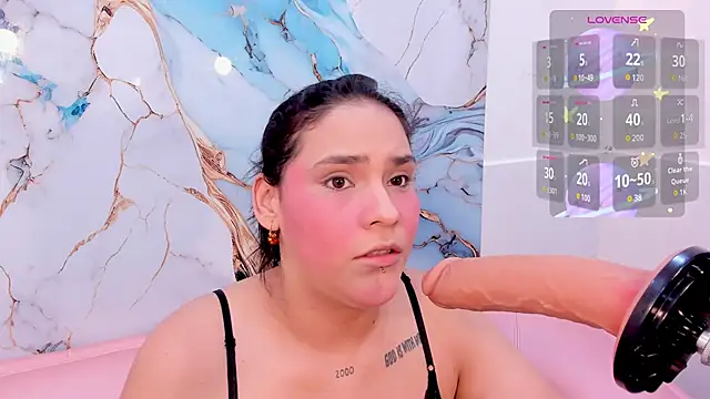 TIFFANY GLOW   online show from October 2025 08:09:01 PM