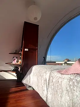 sabrina rosee online show from November 2025 12:16:02 PM