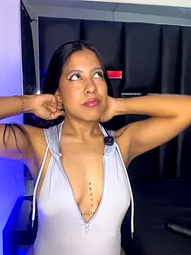 Kendra C online show from November 2025 03:43:01 AM