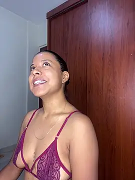 Snapshot of Kendra_C chatting on April 2026 02:13:01 AM Kendra C online show from April 2026 02:13:01 AM