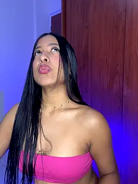 Snapshot of Kendra_C chatting on October 2025 12:58:01 AM Kendra C online show from October 2025 12:58:01 AM