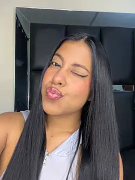 Snapshot of Kendra_C chatting on January 2026 01:42:02 AM Kendra C online show from January 2026 01:42:02 AM