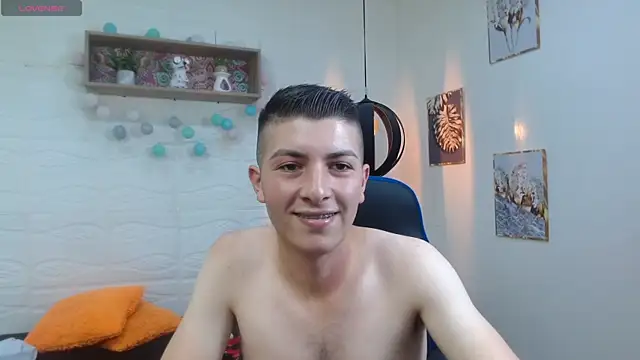Snapshot of taner_king chatting on September 2025 04:26:01 AM taner king online show from September 2025 04:26:01 AM