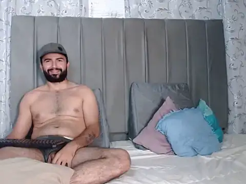 HOTEXTREMCOUPLE online show from October 2025 03:51:02 AM