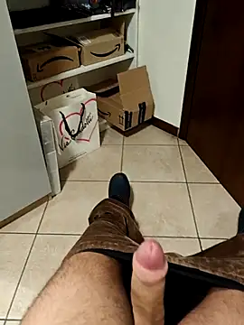 LucifertheGenius online show from November 2025 05:13:02 PM