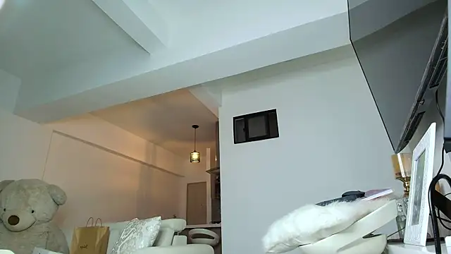 brunothompson3 online show from November 2025 01:11:02 AM