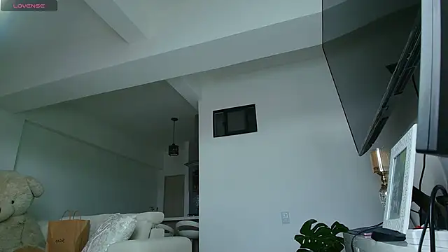 brunothompson3 online show from November 2025 08:23:02 PM