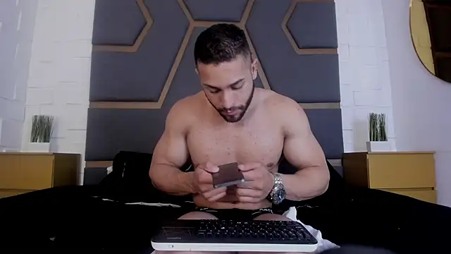 massimofiore  online show from December 2025 03:55:02 AM