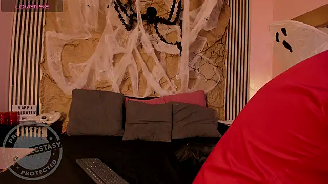 Desire Ecstasy online show from October 2025 01:43:01 PM