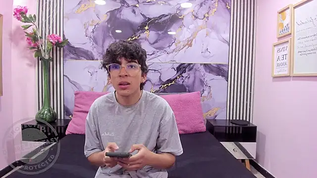 Desire Ecstasy online show from October 2025 01:34:01 PM