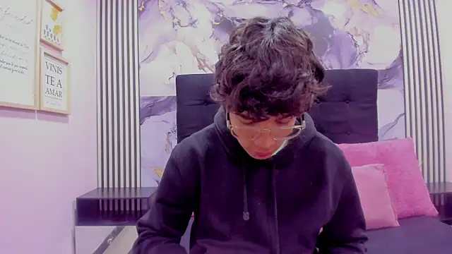 Desire Ecstasy online show from November 2025 12:37:02 PM