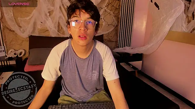 Desire Ecstasy online show from October 2025 12:59:02 PM