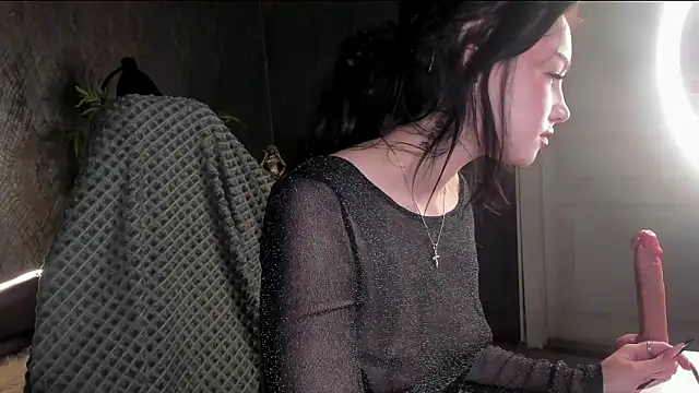 AkiraAsai online show from September 2025 09:02:01 PM