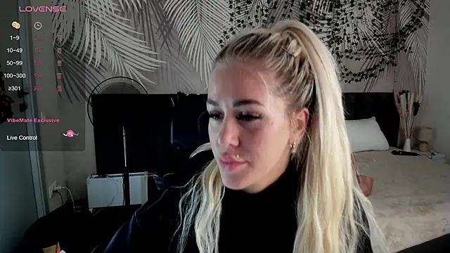 Kira Key online show from February 2026 01:39:01 AM