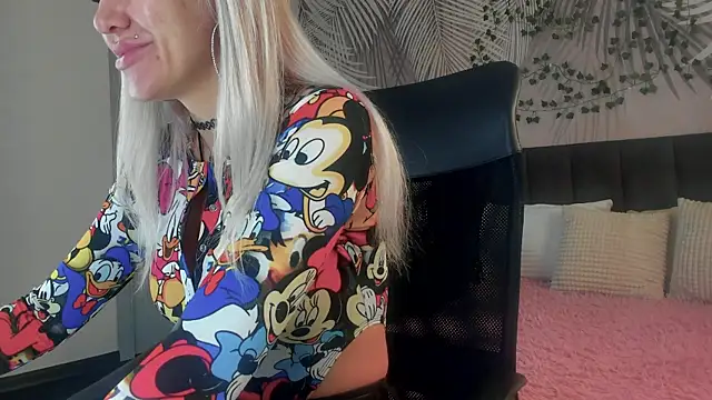 Snapshot of Kira_Key chatting on November 2025 02:51:02 AM Kira Key online show from November 2025 02:51:02 AM