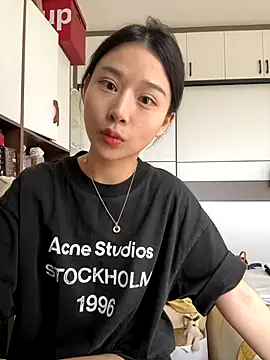 Alissa AA online show from September 2025 07:48:02 AM