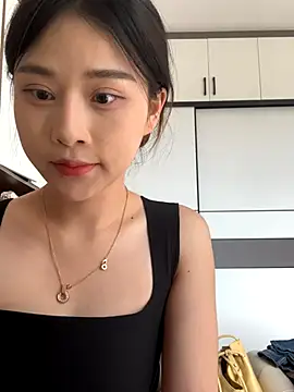 Alissa AA online show from September 2025 08:21:02 AM