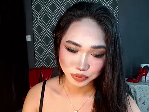 hugesignificant 69 online show from November 2025 05:28:02 PM