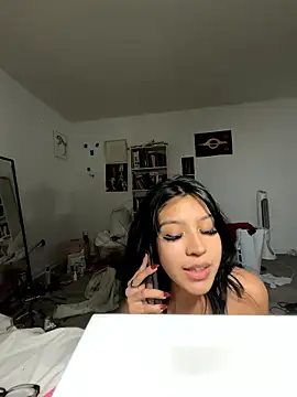 petitelatinateen online show from January 2026 04:41:01 AM