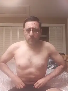 Gearsuit online show from December 2025 03:50:01 AM