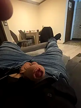 bigdicksklave online show from December 2025 03:06:01 PM