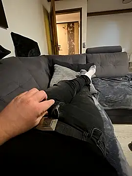 bigdicksklave online show from February 2026 08:25:02 AM