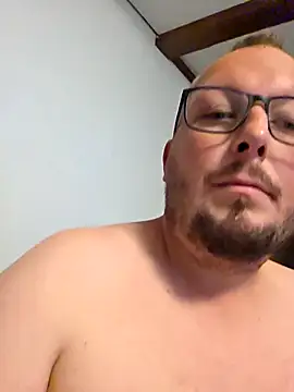 bigdicksklave online show from October 2025 07:48:02 PM