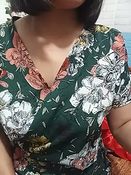 Snapshot of Thaohoa_love chatting on July 2026 10:05:01 PM Thaohoa love online show from July 2026 10:05:01 PM