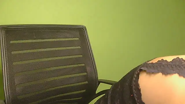 Snapshot of your_cute_girl chatting on February 2026 05:38:01 AM your cute girl online show from February 2026 05:38:01 AM