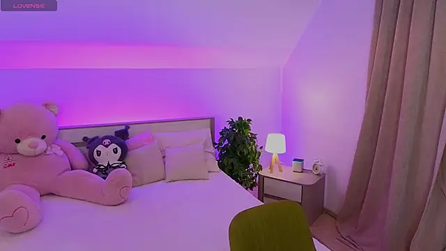 venomeowww   online show from November 2025 04:00:02 AM