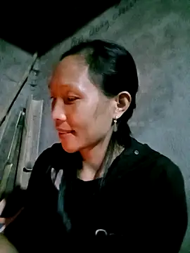 Lisa pusy online show from November 2025 09:15:02 AM