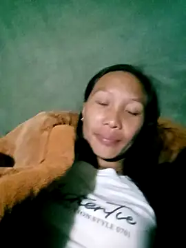 Lisa pusy online show from November 2025 12:42:01 PM