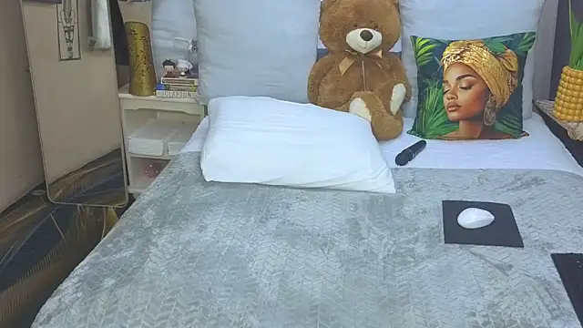 CaramelNatashaxx online show from March 2026 07:13:02 PM