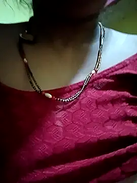 Snapshot of Isha_Gulati chatting on September 2025 11:56:02 PM Isha Gulati online show from September 2025 11:56:02 PM