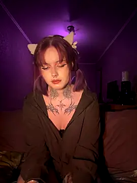 n1ghtcloud online show from October 2025 06:09:01 PM