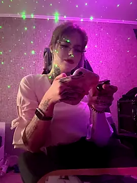 n1ghtcloud online show from September 2025 10:21:02 AM