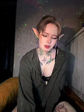 n1ghtcloud online show from October 2025 10:02:01 PM