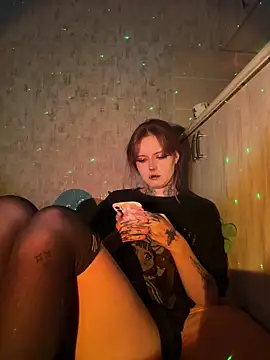 n1ghtcloud online show from November 2025 08:23:02 PM