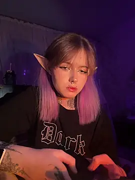 n1ghtcloud online show from January 2026 07:39:01 PM